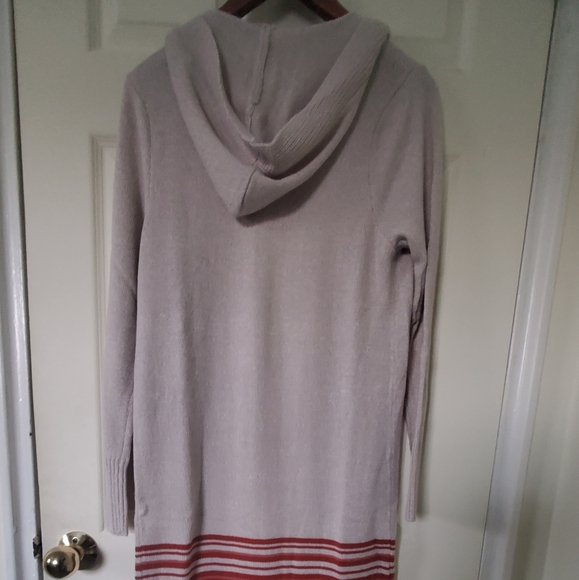 Sweater Long Cardigan. Size S. Francesca's Brand - Picture 3 of 5